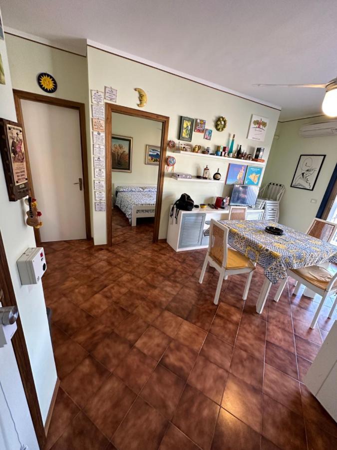 Roberto House Beach - Taormina Mare Джардини-Наксос Экстерьер фото